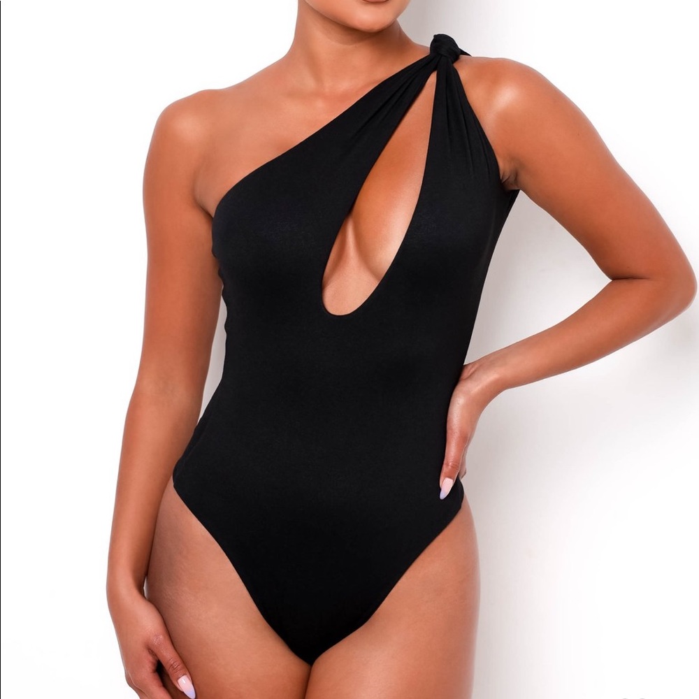 Black one shoulder bodysuit